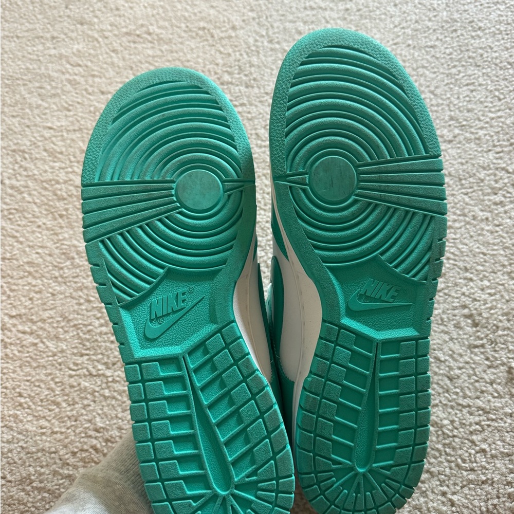 Nike Dunks - Picture 5 of 7